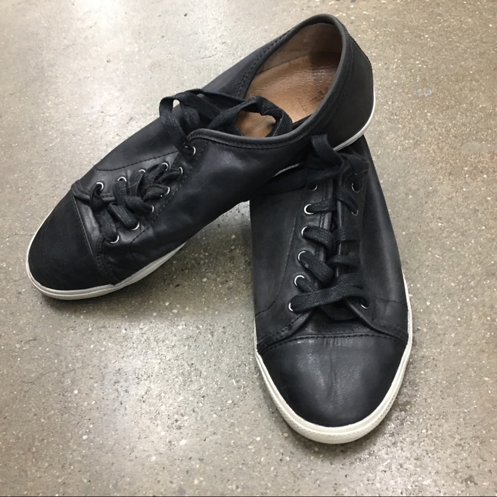 Frye black leather sneakers sz 10